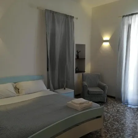 Pinhouse - Locazione Turistica Apartment *